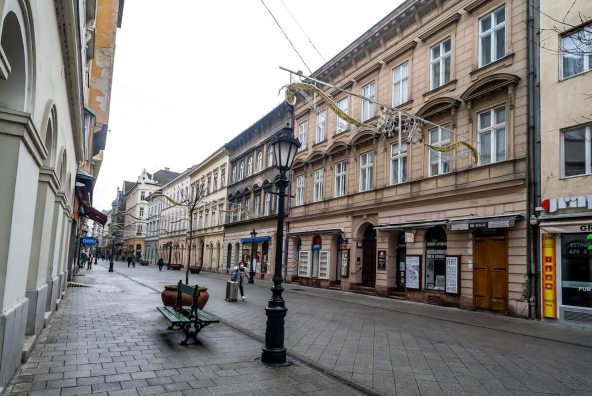 New Home At Exlusive Central Location Budapeste Exterior foto